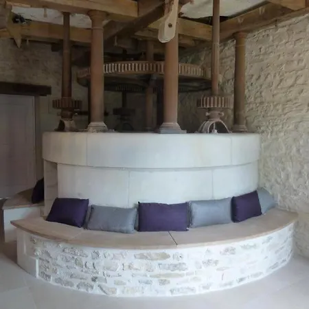 Le Moulin De Corbon Holiday home Chince