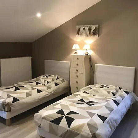 Holiday home Le Moulin De Corbon Chince