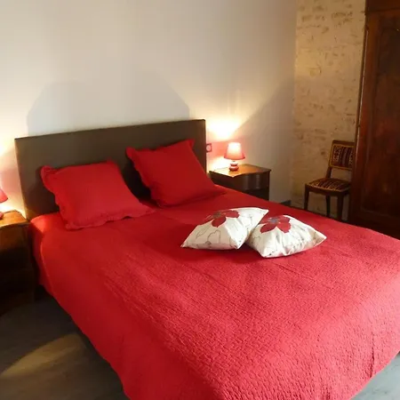 Holiday home Le Moulin De Corbon Chince